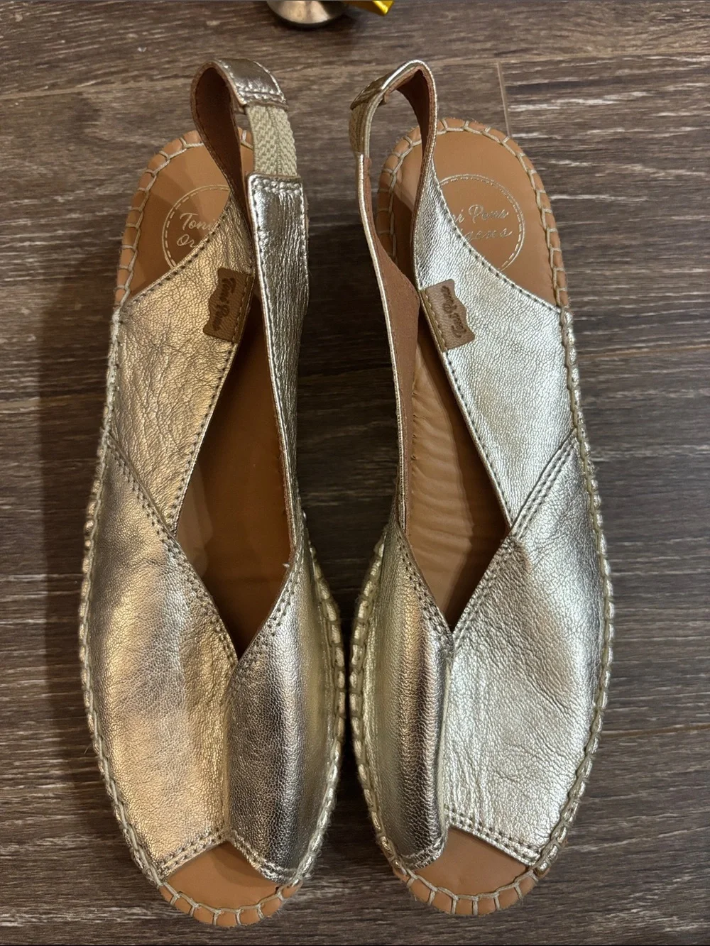 Bernia Espadrille Wedge Platinum Leather Toni Pons 38EU 7-7.5US